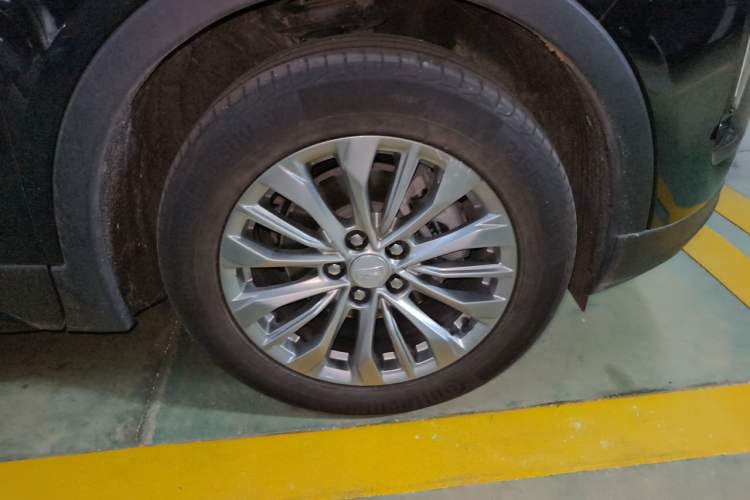 Cadillac XT4 2024 — 5