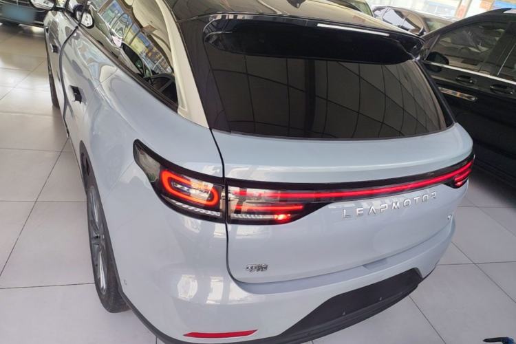 Leapmotor C11 2024 — 5
