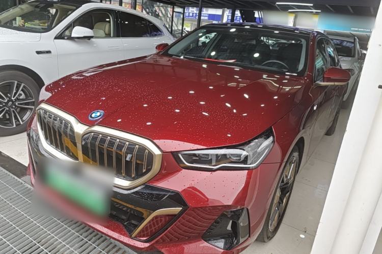 BMW i5 2024 — фото 1