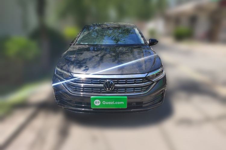 Volkswagen Sagitar 2024 — 2