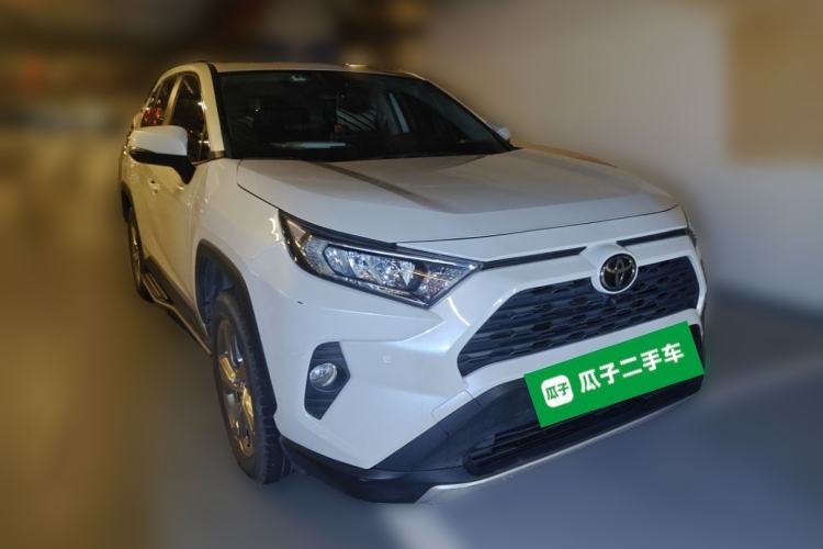 Toyota RAV4 2022 — 3