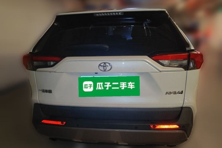 Toyota RAV4 2022 — 5