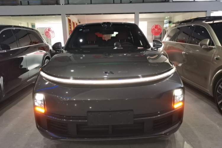 Li Auto L9 2022 — 2