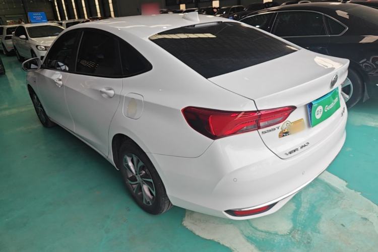 Buick Verano 2023 — 4