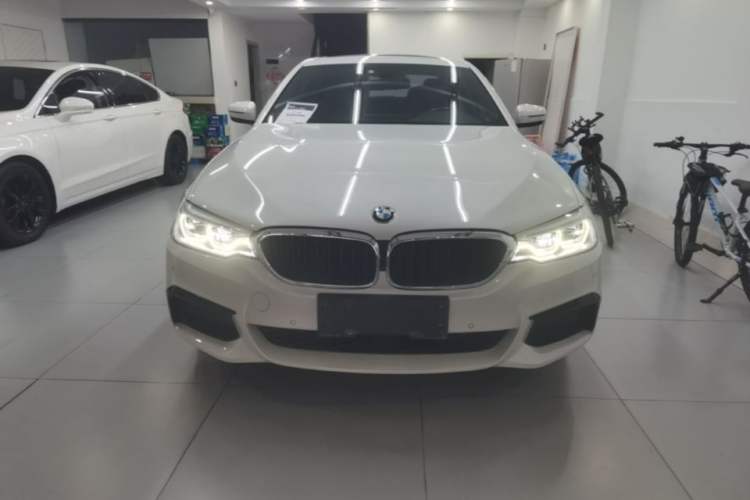BMW 530Li 2020 — 2