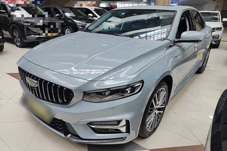 Geely Preface 2023 — фото 1