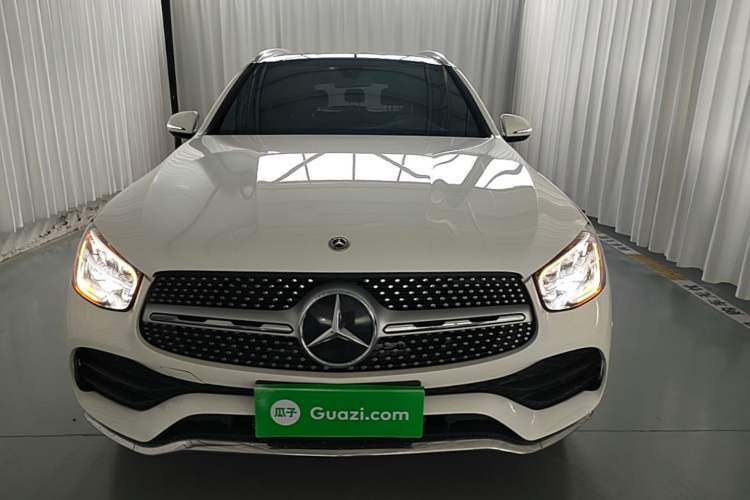 Mercedes-Benz GLC 260 L 2022 — 2