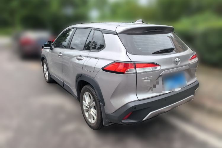 Toyota Corolla Cross 2022 — фото 4