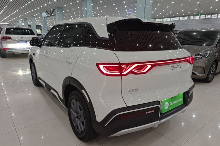 BYD Yuan Up 2025 — 4