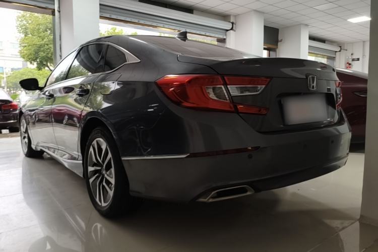 Honda Accord 2018 — 4