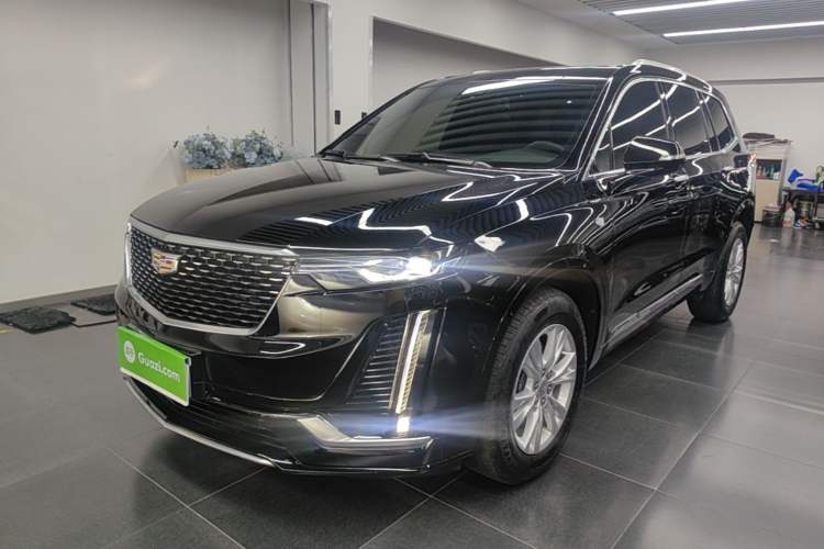 Cadillac XT6 2022 — фото 1