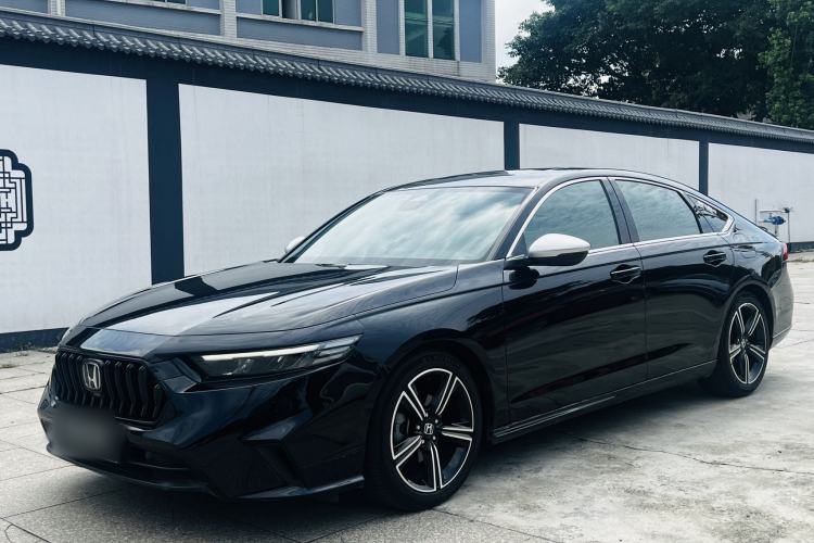 Honda Accord 2023 — фото 1