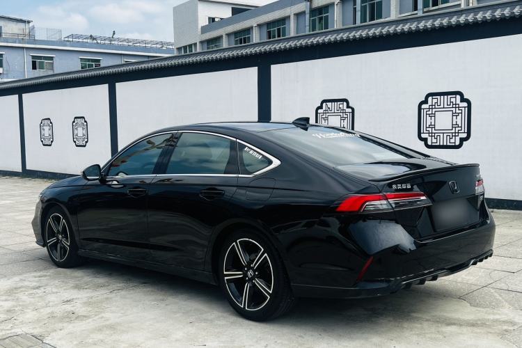 Honda Accord 2023 — фото 4