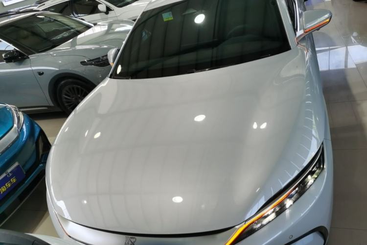 BYD Han 2025 — 2