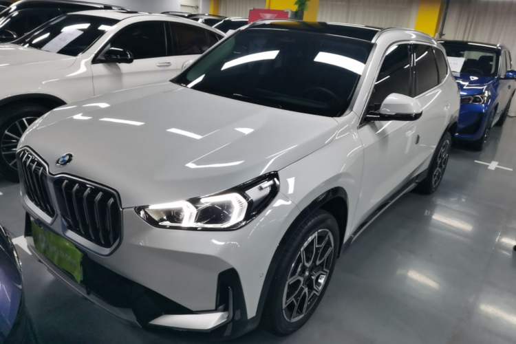 BMW X1 2024 — фото 1
