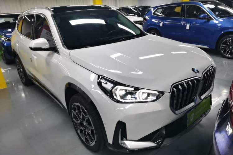 BMW X1 2024 — фото 3