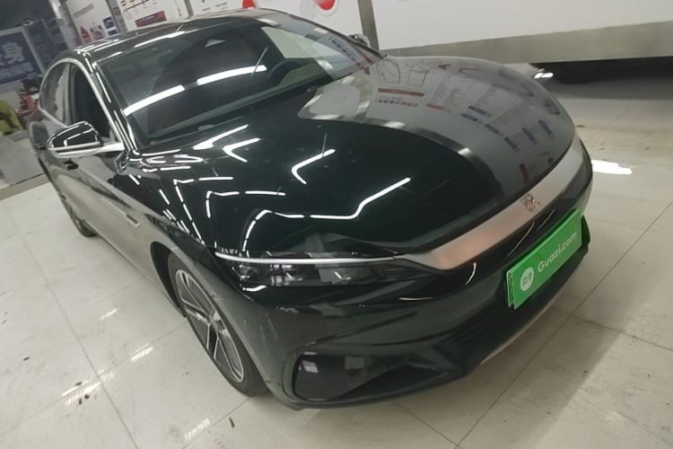 BYD Han 2023 — 3