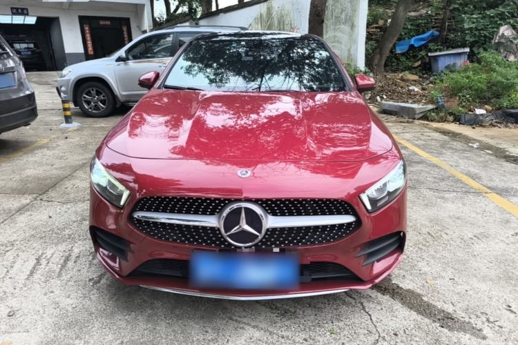 Mercedes-Benz A 200 L 2020 — фото 2