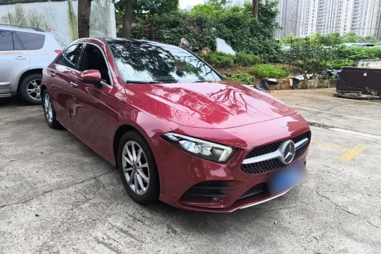 Mercedes-Benz A 200 L 2020 — фото 3