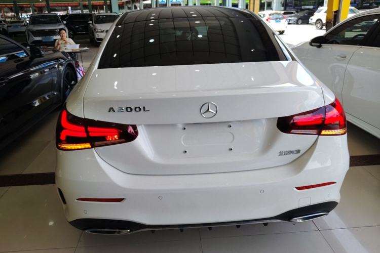 Mercedes-Benz A 200 L 2021 — фото 5