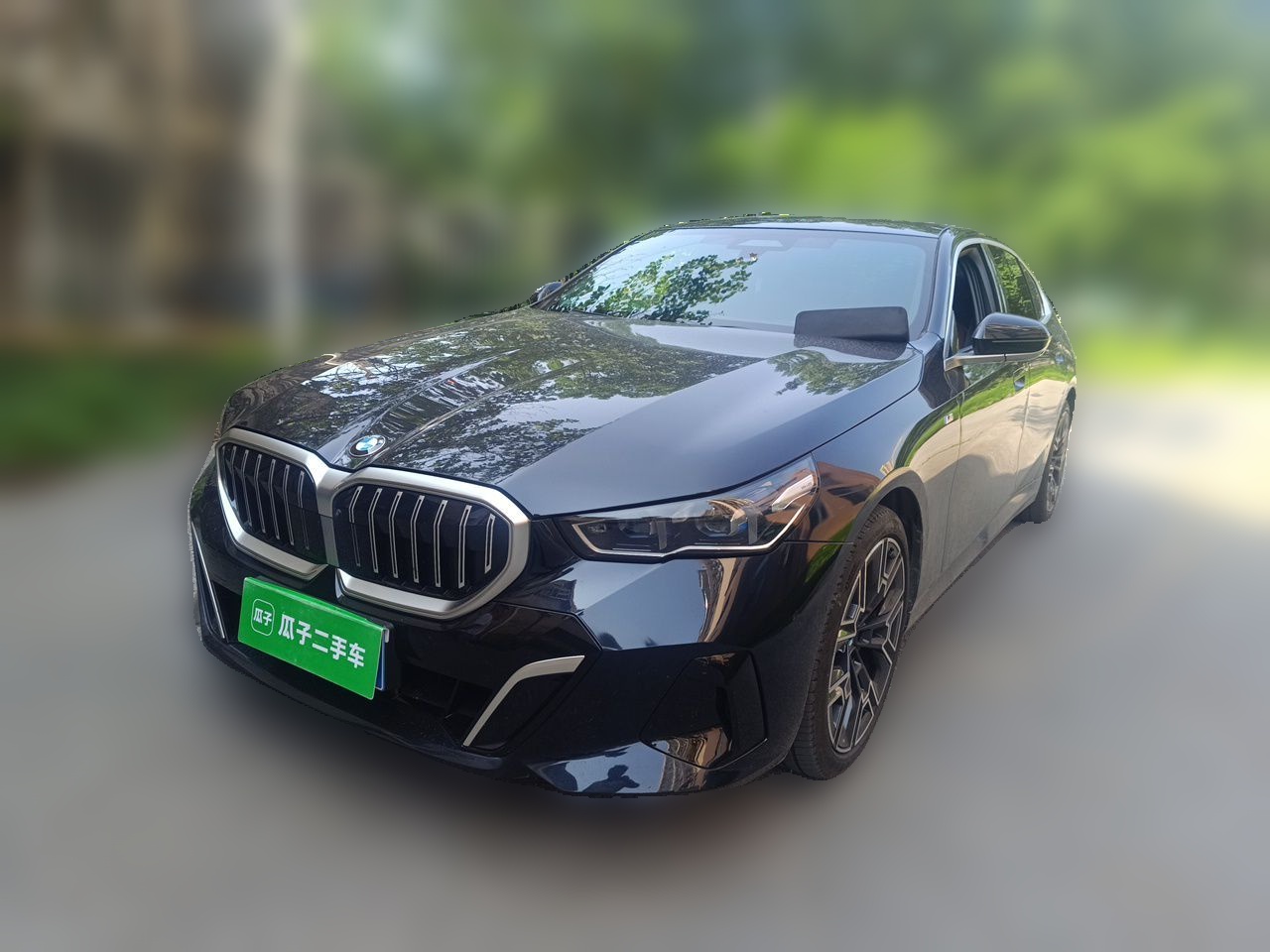BMW 5 series 2025 — фото 1