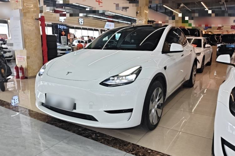 Tesla Model Y 2022 — фото 1