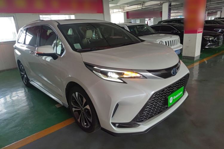 Toyota Granvia 2023 — 3