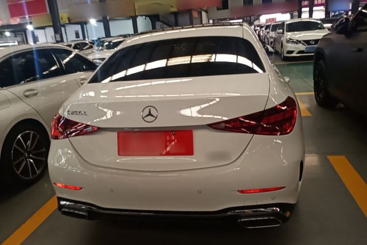 Mercedes-Benz C 260 L 2023 — 5