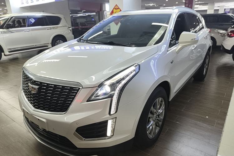 Cadillac XT5 2022 — фото 1