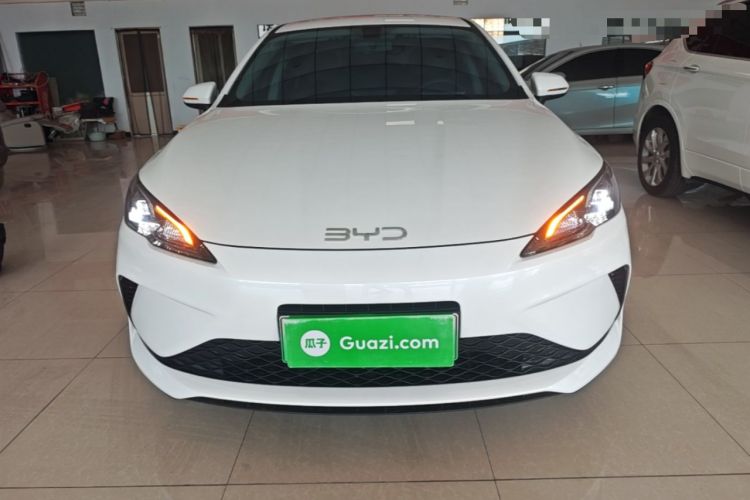 BYD Seal 05 DM-i 2025 — фото 2