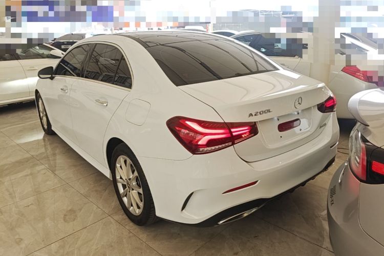 Mercedes-Benz A 200 L 2021 — фото 4