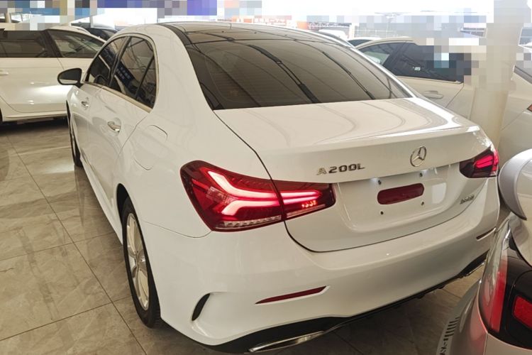 Mercedes-Benz A 200 L 2021 — фото 5