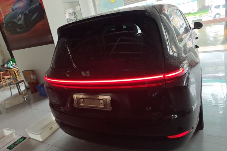 Li Auto L9 2023 — 5