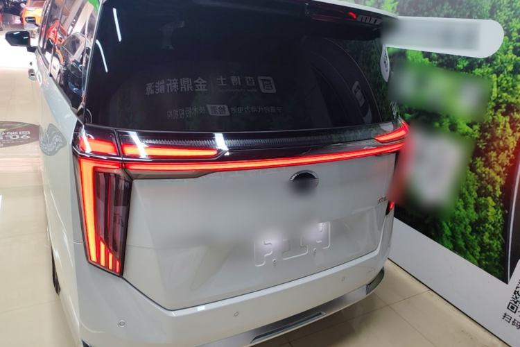 GAC Trumpchi Xiangwang M8 2025 — фото 5