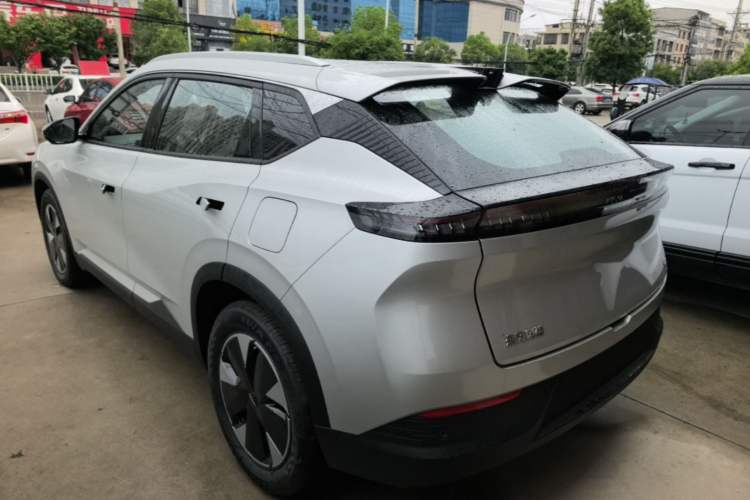 DongFeng L7 2025 — 4
