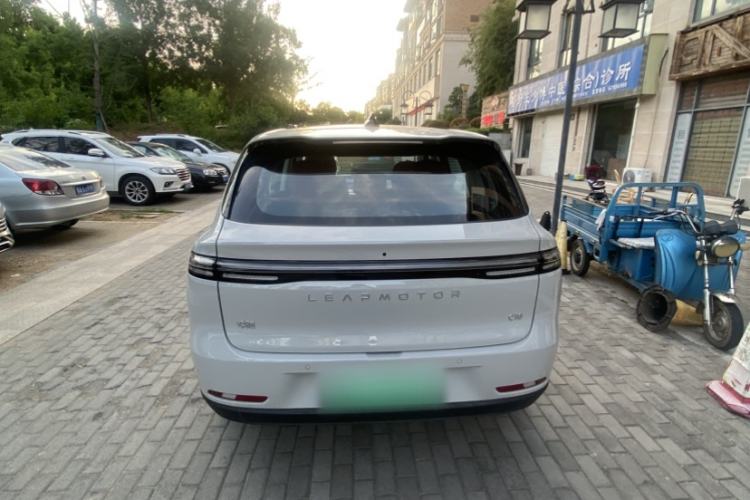 Leapmotor C10 2026 — 3