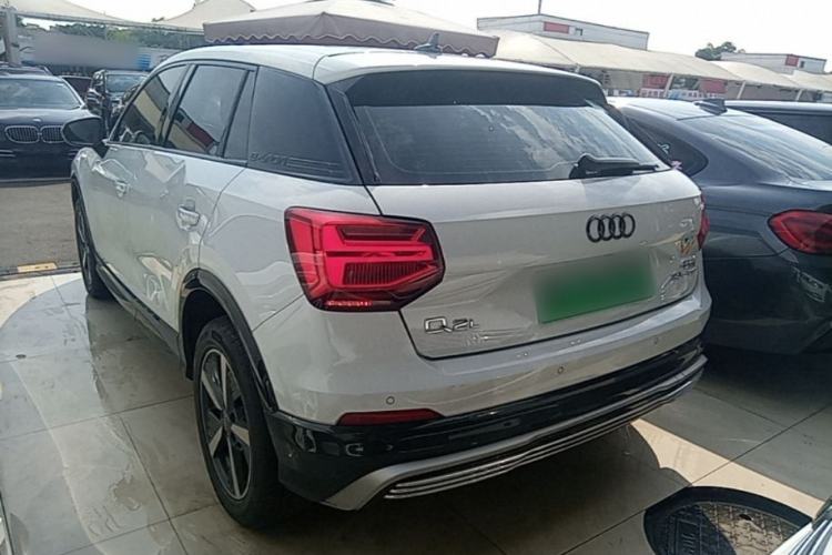 Audi Q2L 2019 — 4