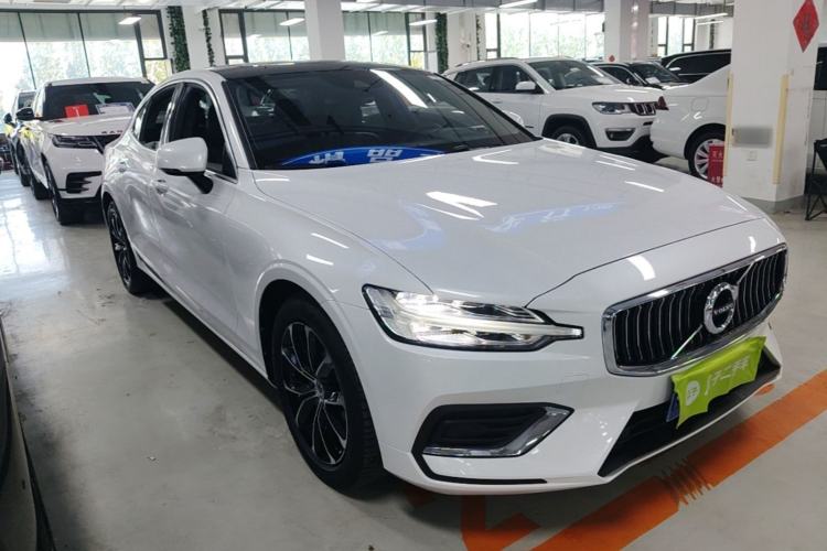 Volvo S60 2020 — 3