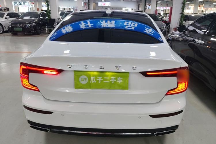 Volvo S60 2020 — 5