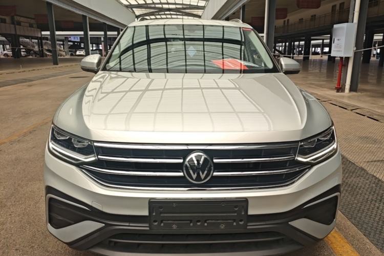 Volkswagen Tiguan L 2022 — фото 2