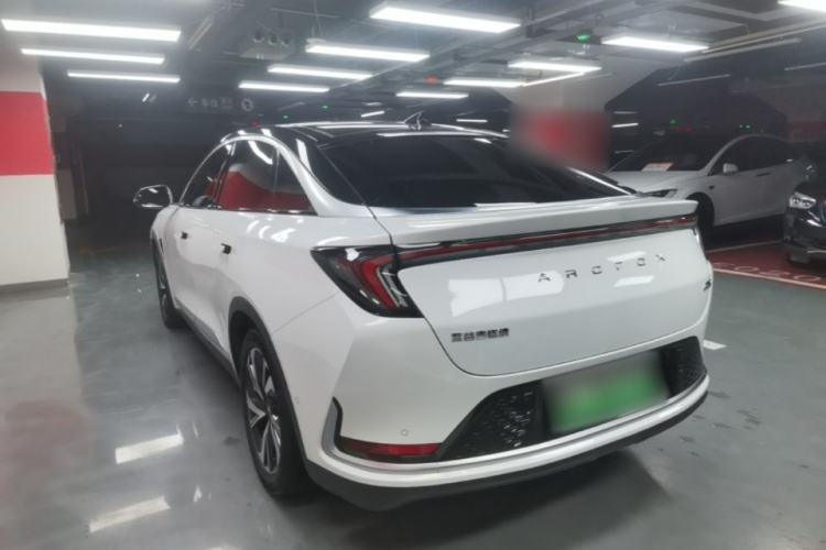 Arcfox Alpha S 2021 — 4
