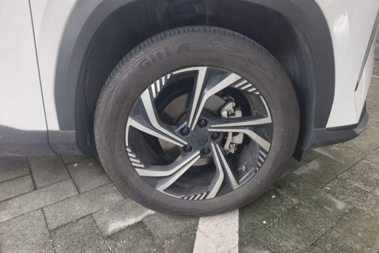 Geely Auto auto emgrand x7 sport 2023 — фото 5