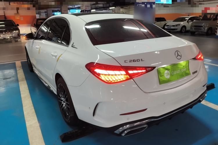 Mercedes-Benz C 260 L 2023 — 4