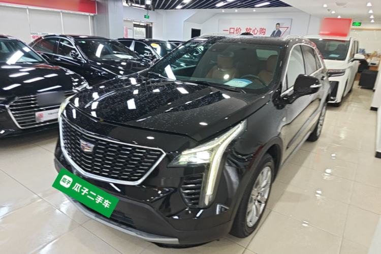Cadillac xt4 2022 — фото 1