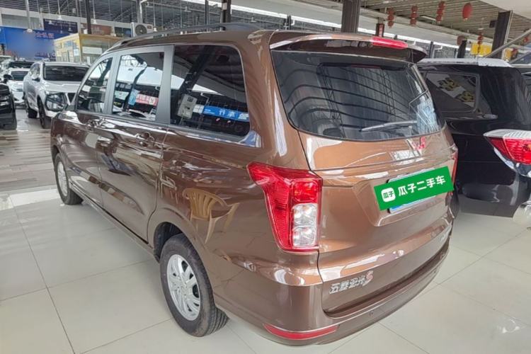 Wuling Hongguang 2021 — 4
