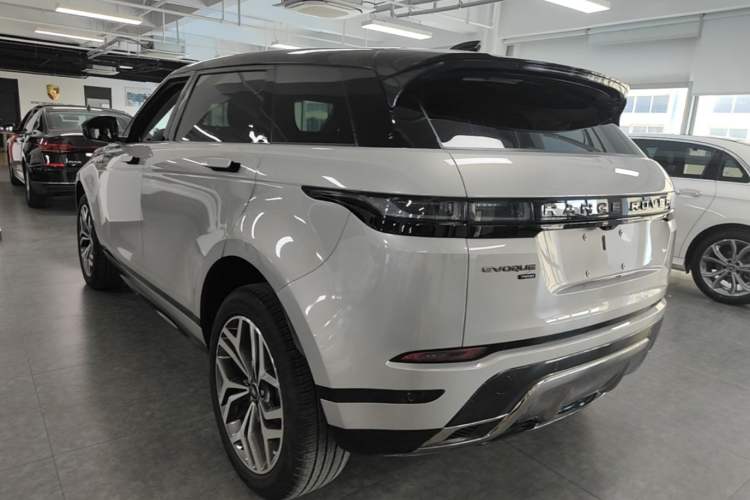 Land Rover Range Rover Evoque 2021 — фото 4