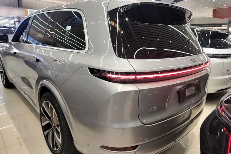 Li Auto L9 2022 — 4