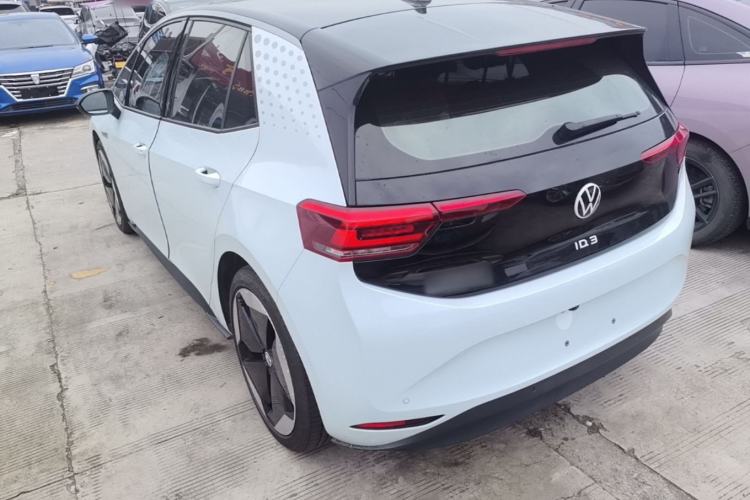 Volkswagen ID.3 2023 — 4