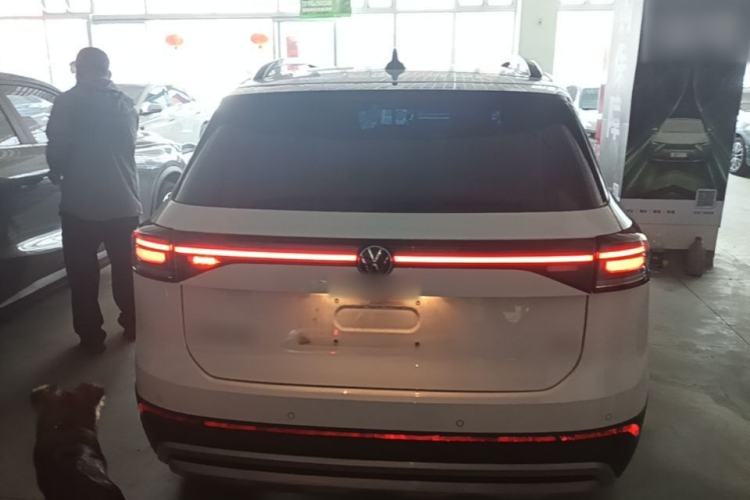 Volkswagen Tharu 2025 — 5