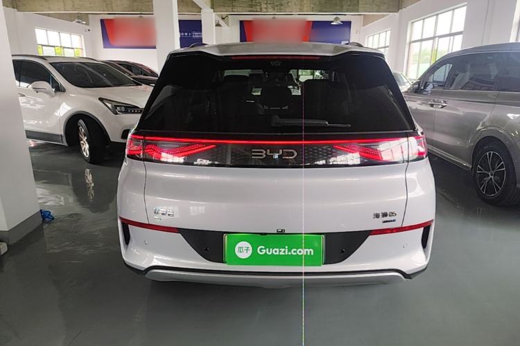 BYD Sealion 05 EV 2025 — 5